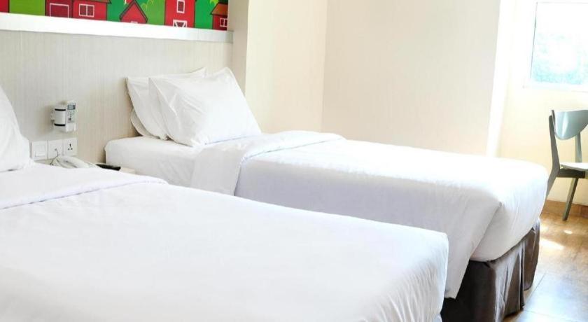 Nite And Day Batam Jodoh Square Hotell Eksteriør bilde